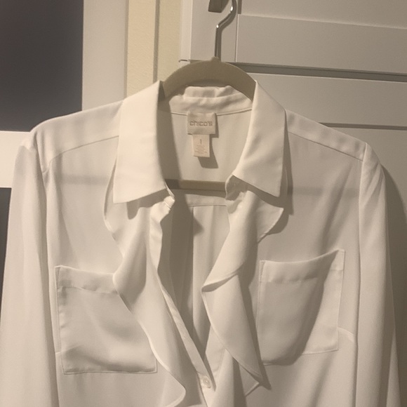 Classic off white shirt, size 1 Chicos only worb once - Picture 3 of 3